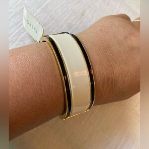 Talbots Cream & Black Enameled Hinged Gold Tone Bracelet New‎ w/ Tags